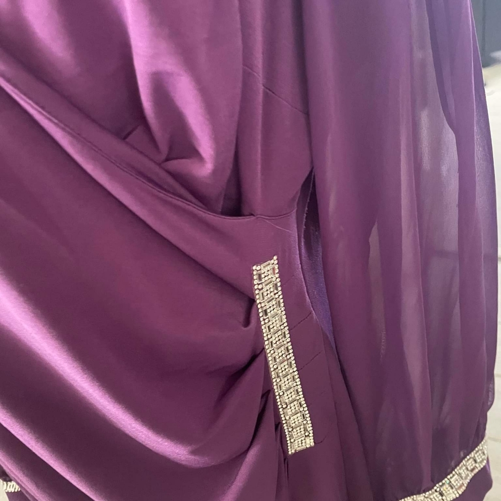 Purple long sleeve dress - Picture 2 of 3